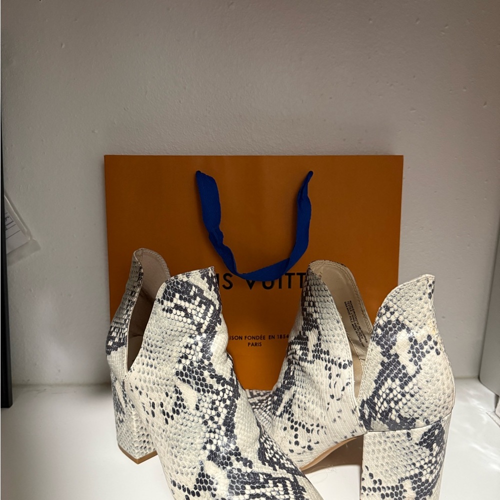 Steve Madden Snake-Print Block Heel Ankle Boots - White/Black